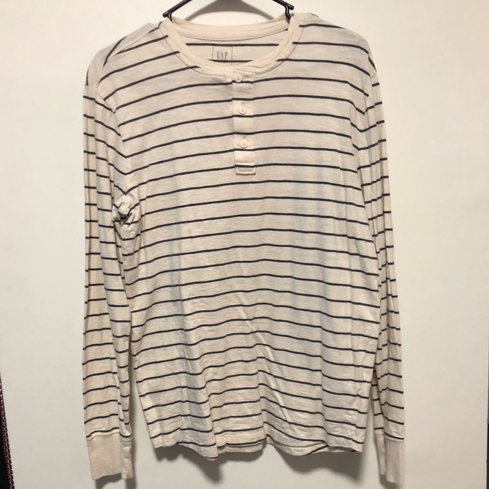 Gap long sleeve